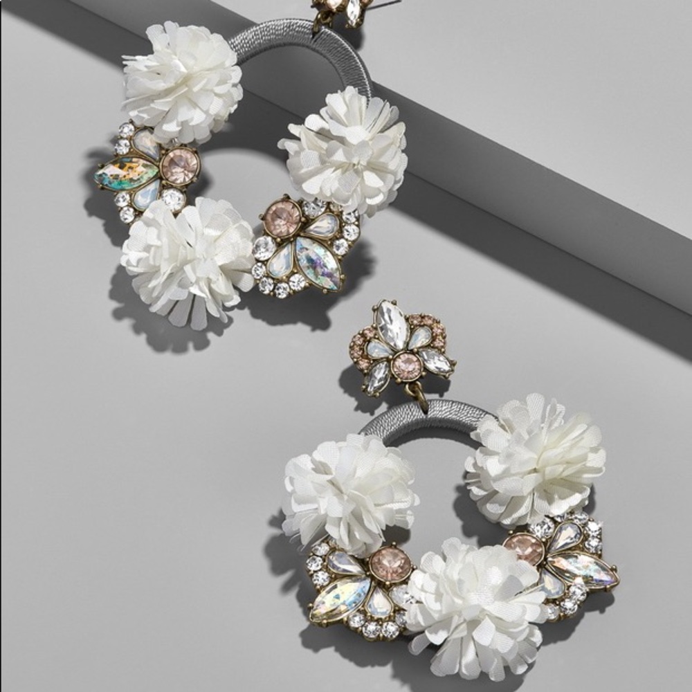 *NWT* BaubleBar Ice Lily Hoop Earrings